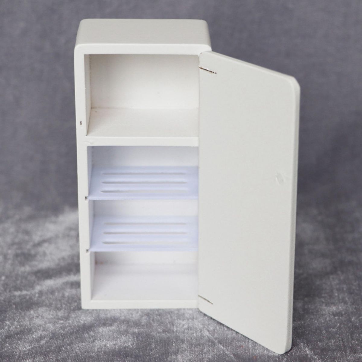 1/12 Scale Dollhouse Miniature Wooden Single Door Refrigerator Simulation Fridge Model for Doll House Decoration Toy