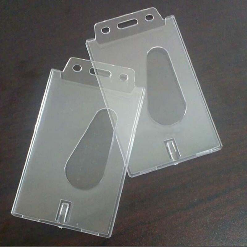 BadgeHolder70504