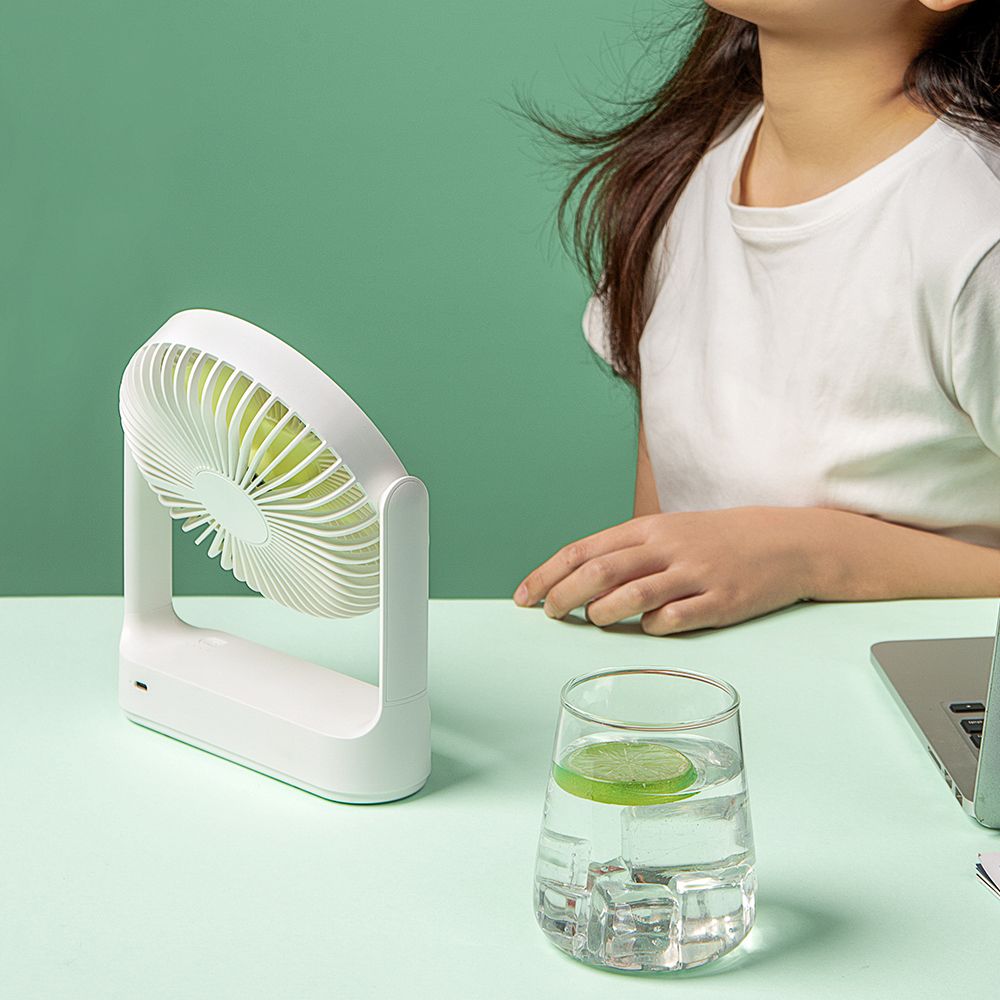 Multifunctional Rechargeable Desktop Fan Low Noise 4-gear