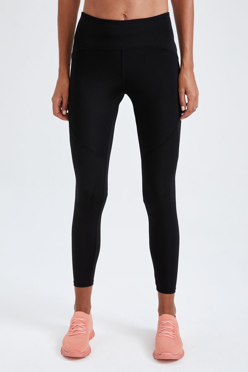Woman Fit Knitted Leggings-Black