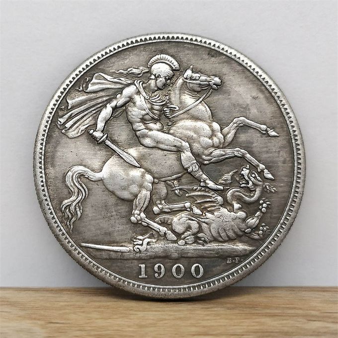 1900 Queen  British Horse  Commerative Collectors Coin