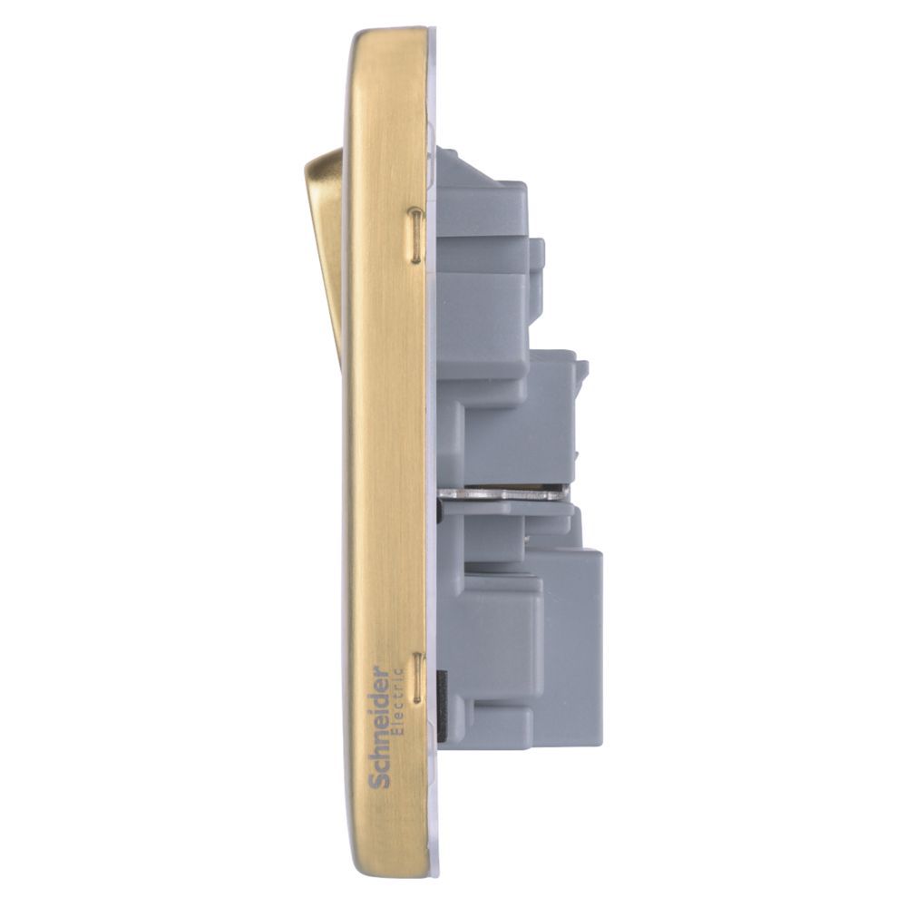 Lisse - 3 Gang 2 Way - 10AX Satin Brass With Black Interior