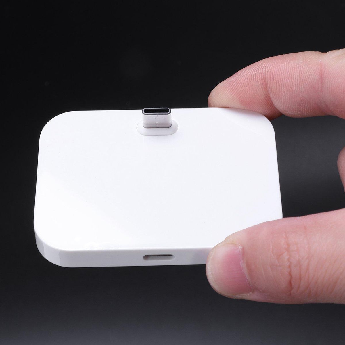 Mobile Phone Desktop Type-C Charger Stand Holder Cellphone Usb-C Charging Docking Station Silver