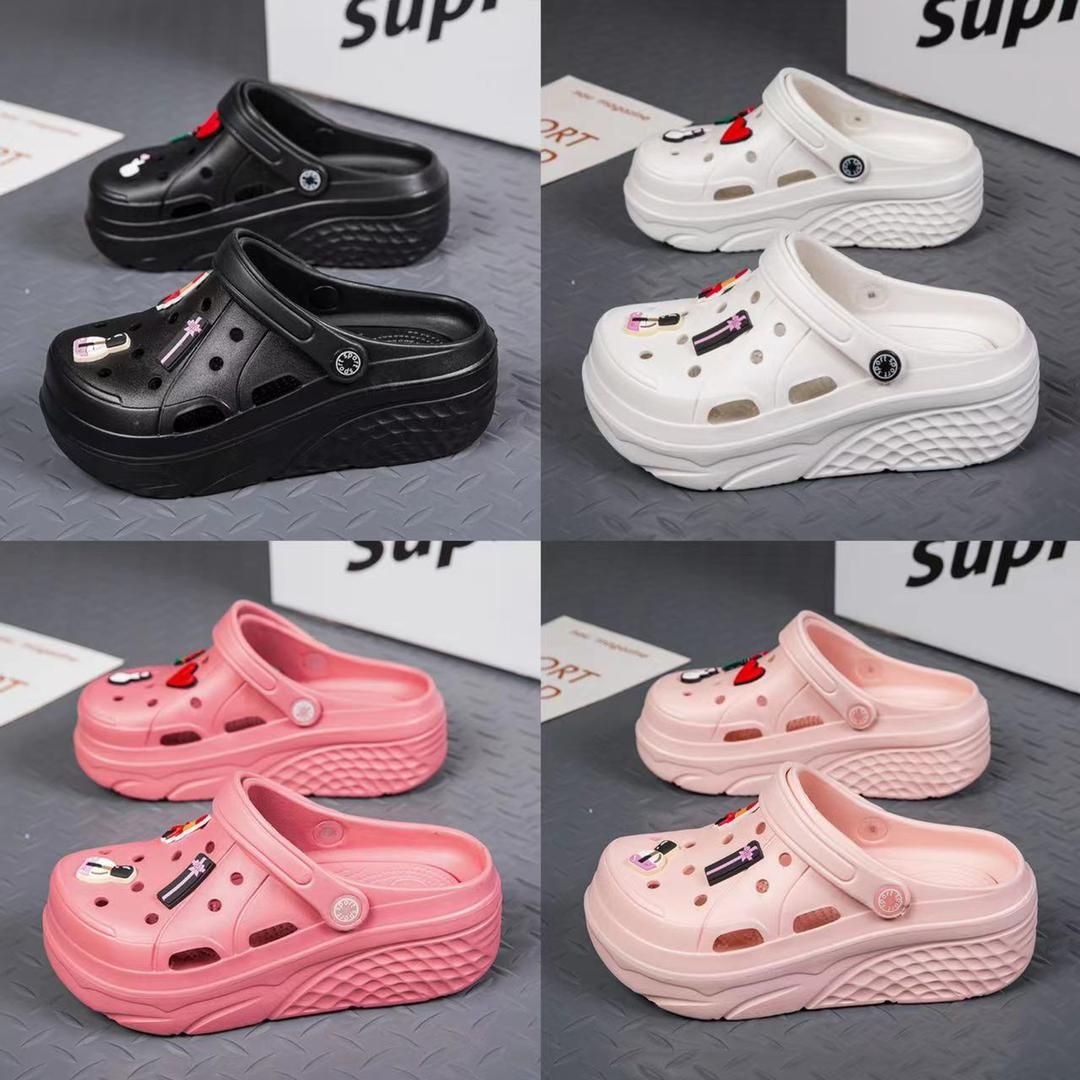 Fashionable Unisex Crocs Sandals