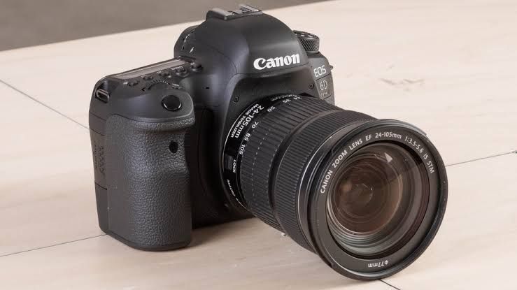 Canon EOS 6D Mark II DSLR Camera With 24-105mm Lens Wifi 4K HD Professional Camera With Carrier Bag