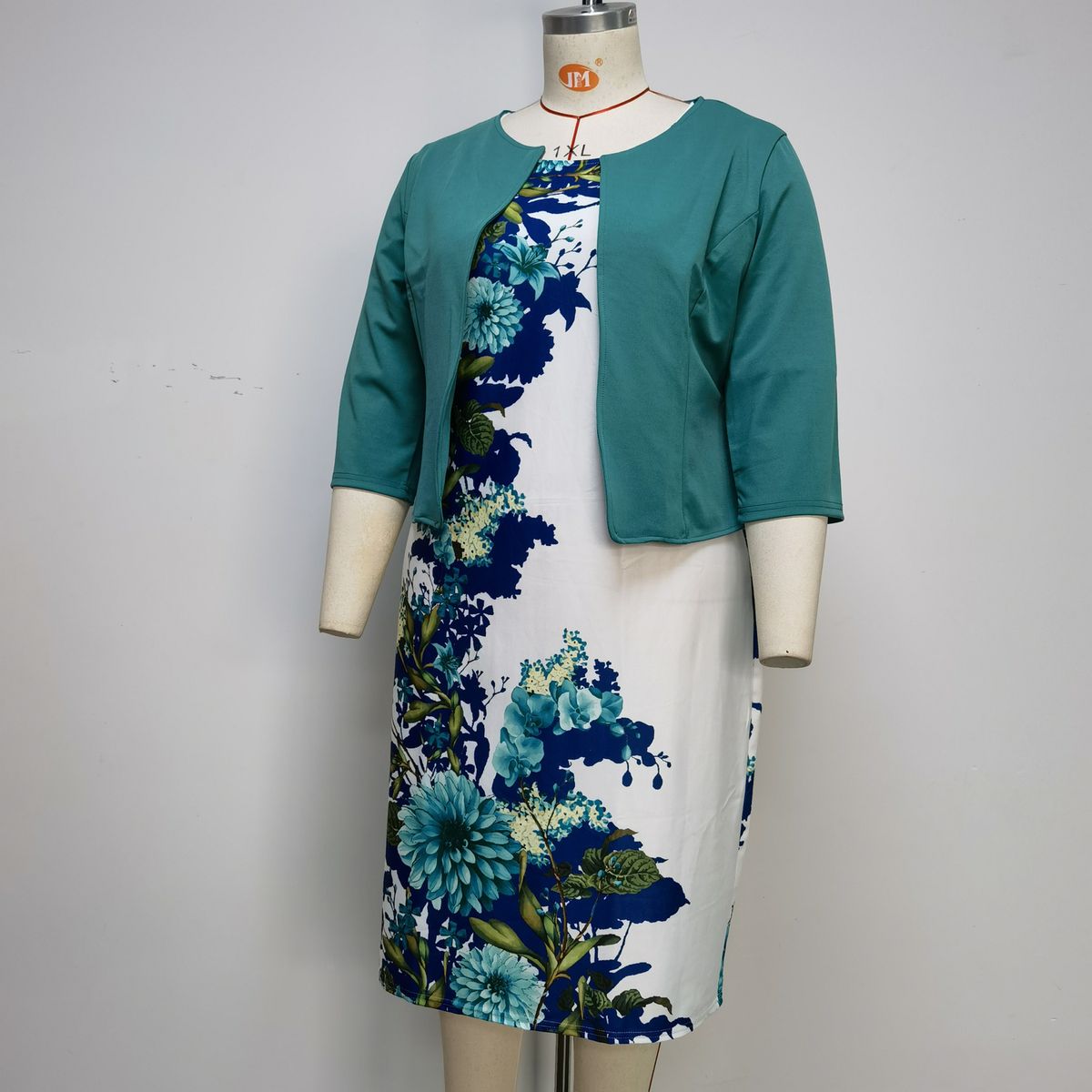 Aacacia African Style Coat And Dress Suits