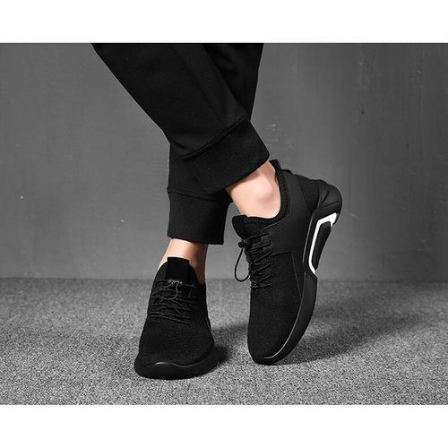 Walkabout FreeStyle Sneakers- Black/White Strip