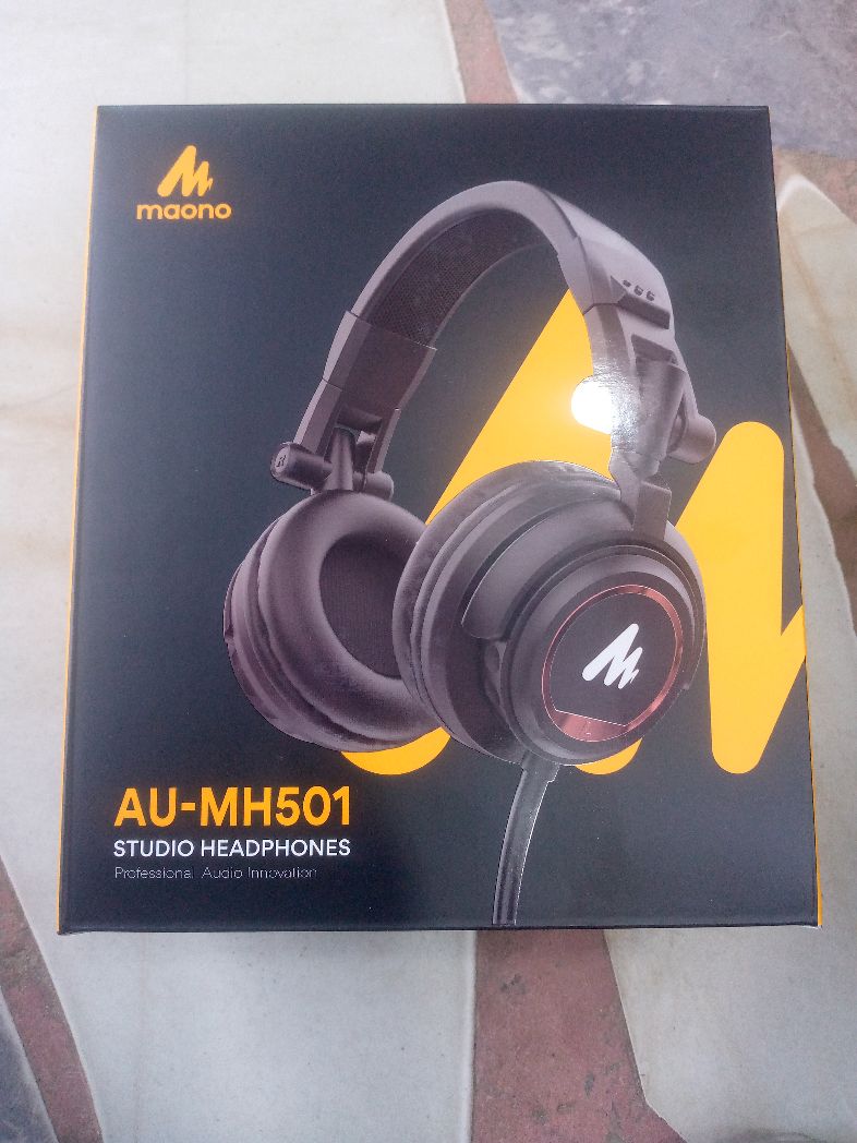Studio Headphone