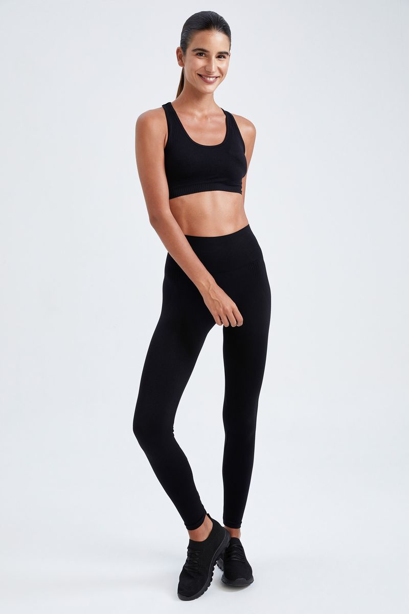 Woman Legging Fit Knitted Leggings-Black