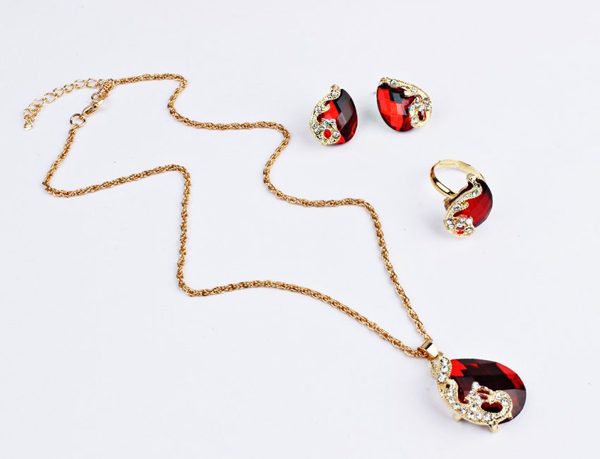 Women's Pendant Necklace Earrings Ring Jewelry Set (Blue)
