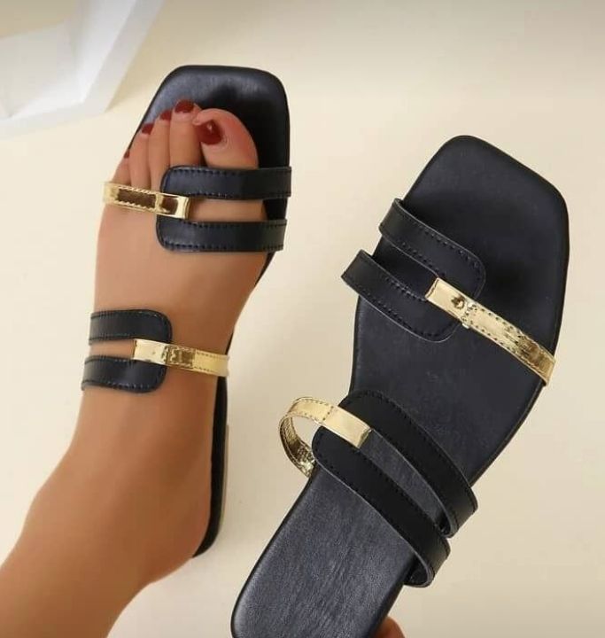 Ladies Slippers-black