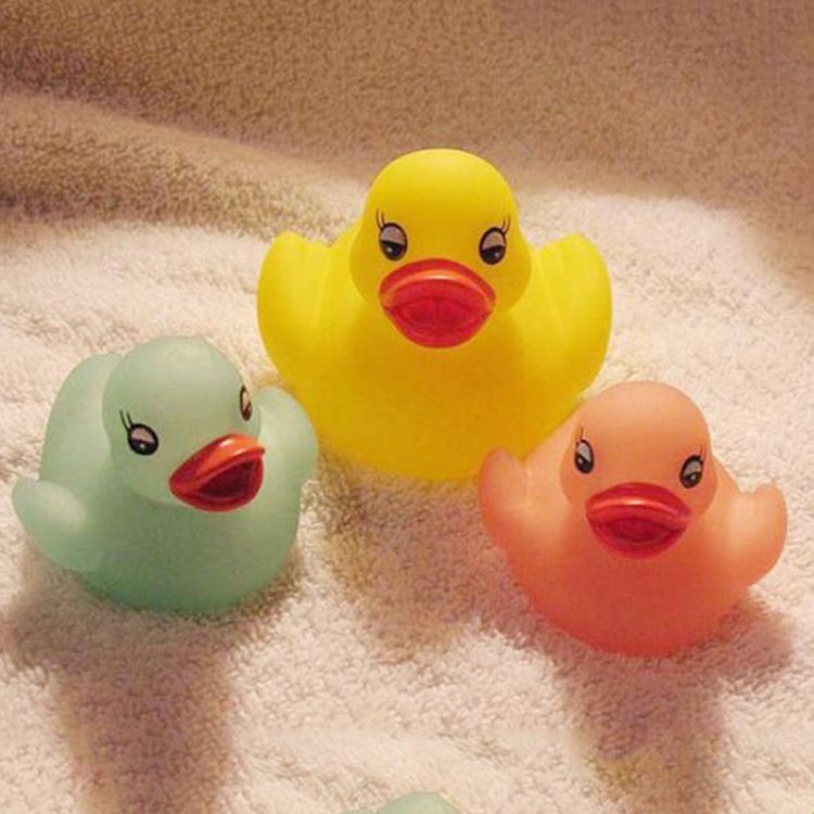 10 PCS LED Water Induction Light Duck Bath Toys