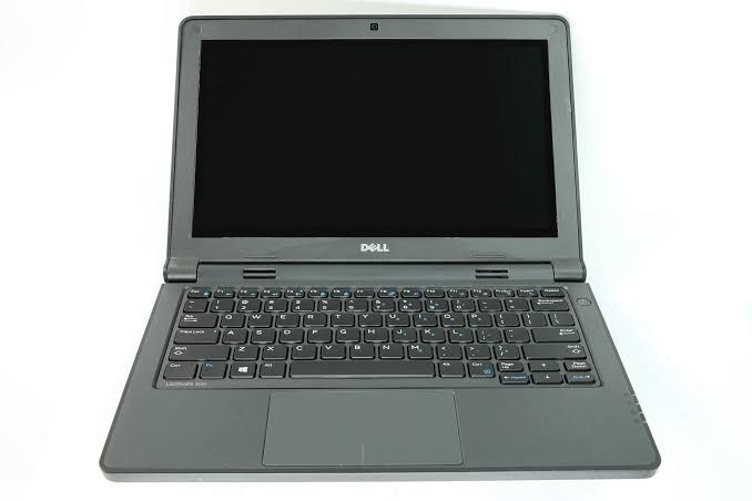 Latitude 3160 Touchscreen Intel Celeron 128ssd  4GB RAM Wins 10 + Flash Light