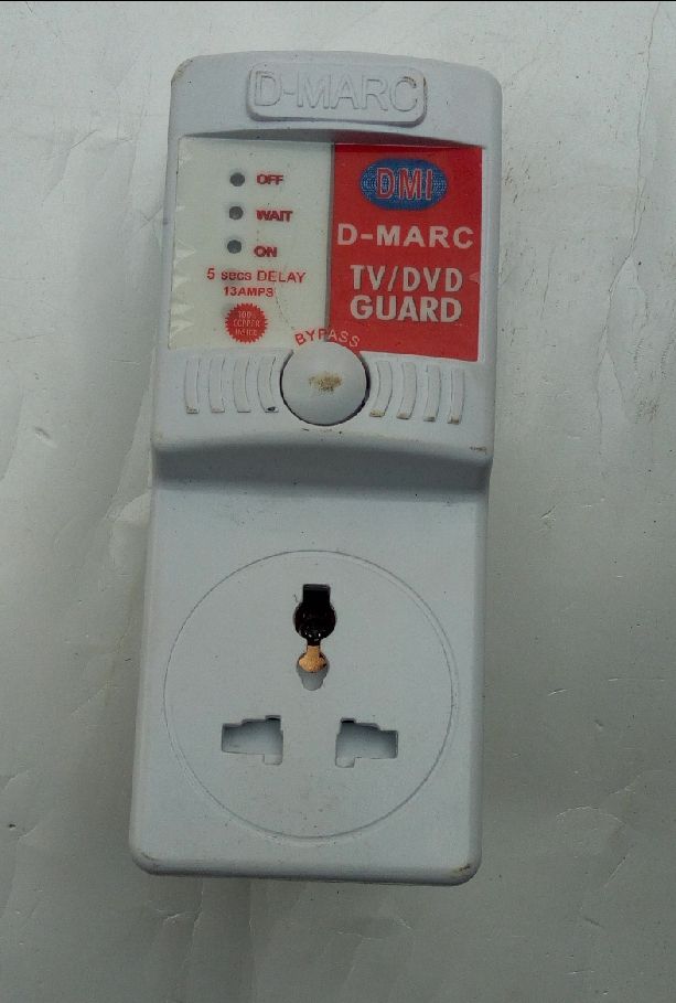 TV GUARD SURGE SUPRESSOR 13AMPS