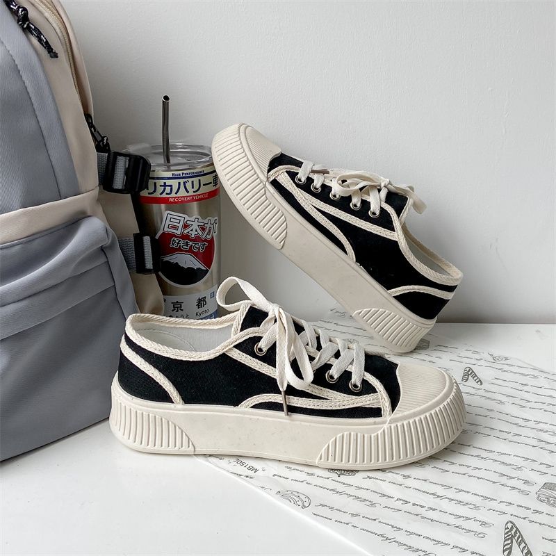2022 Ladies Fashion Korean Casual Sneakers - Black And White