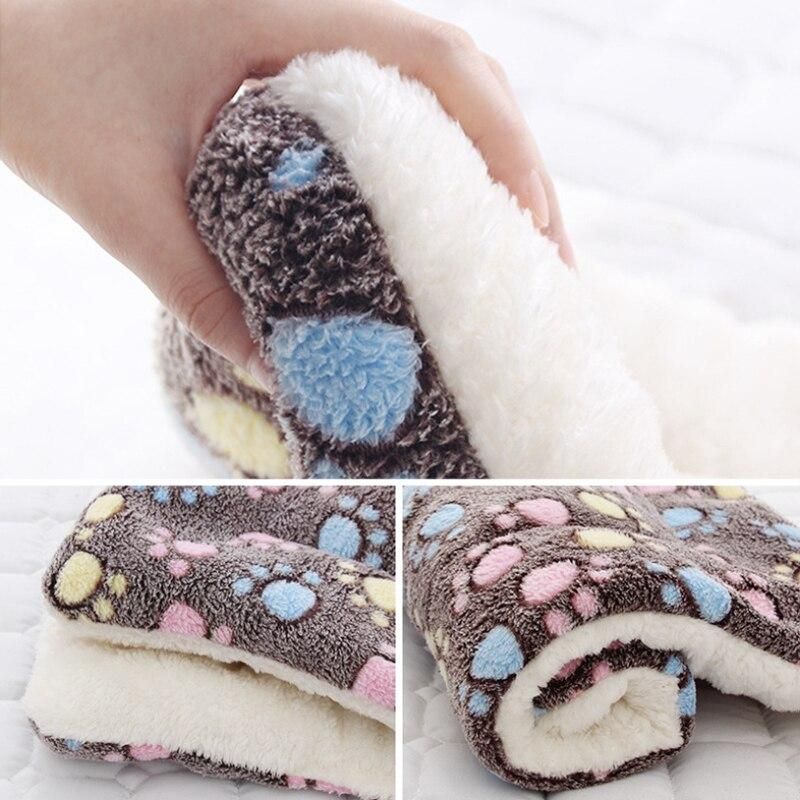 Pet Sleeping Mat Warm Dog Bed Soft Fleece Pet Blanket Cat Litter Puppy Sleep Mat Lovely Mattress Cushion for Small Large Dogs
