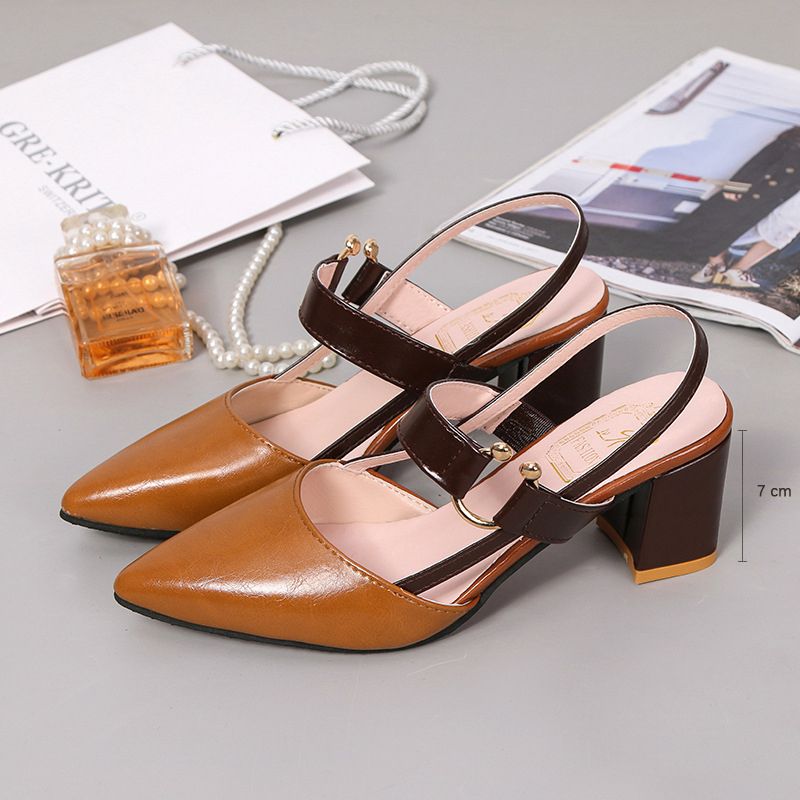 2022 Ladies Classic Fashion Horseshoe Shoes - Brown