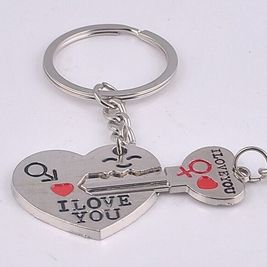 2Pcs/Set Couple Heart Key I Love You Letter Carved Matching-