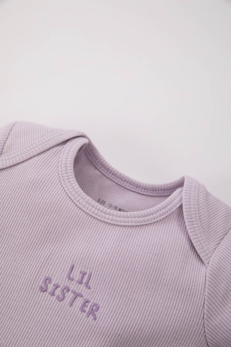 2 Piece BabyGirl New Born Regular Fit Bike Neck Knitted Set - Purple