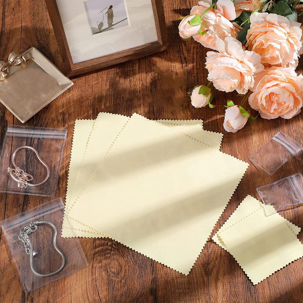 73Pcs Storage Bags Cleaner Zip Bags Cleaning Cloth For