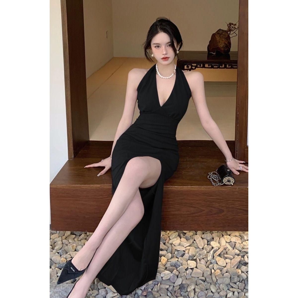 Black Backless Slit Halter Dress for Women Summer Hepburn Style High-Grade Little Dress Slim Fit Slim and Sexy Long Dress