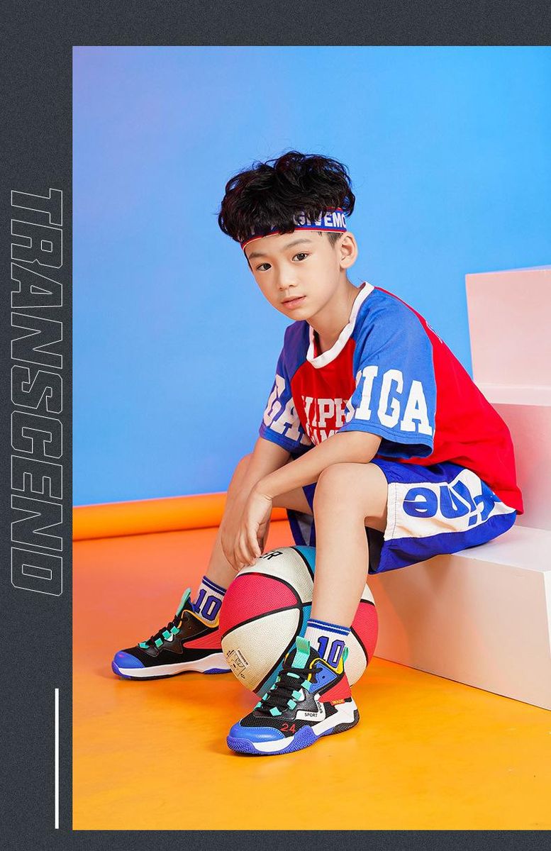 Boys Basketball Shoes Breathable Mesh Sneakers Red