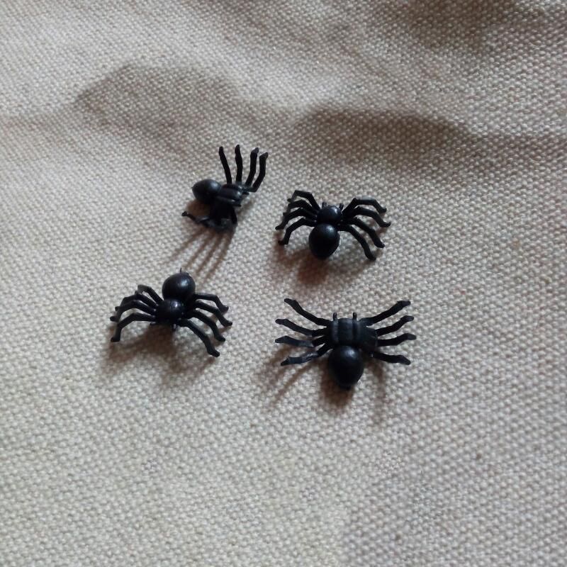 50x Plastic Black Spider Trick Toy Halloween Haunted House