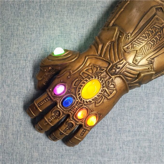 Light Thanos Infinity Gauntlet  Osplay     PV  A Tion Figure Model-gold-Constantly Bright
