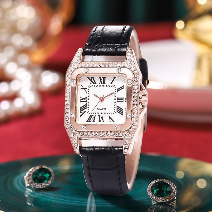 Women Watch Leather Band Ladies Quartz Wrist Watch