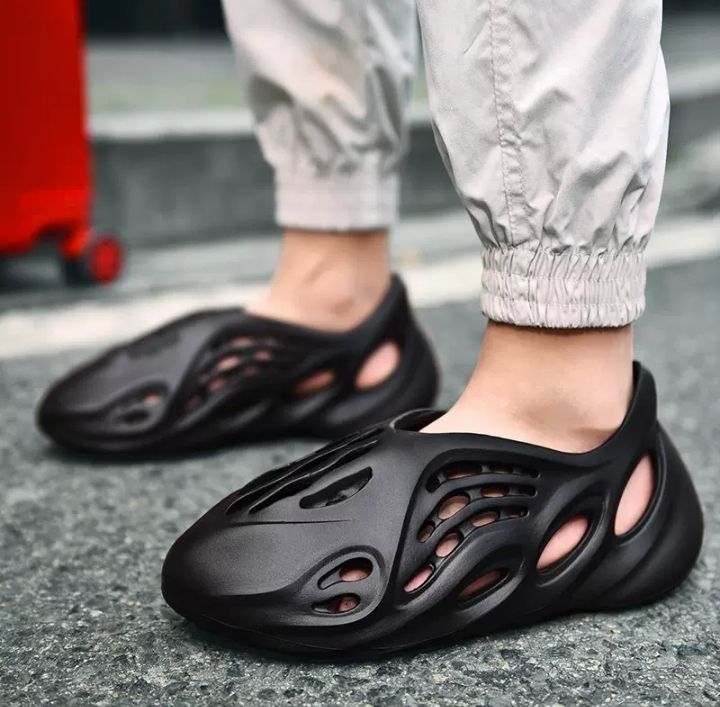 Black Unisex EVA Fashion Waterproof Shoes For Outdoor