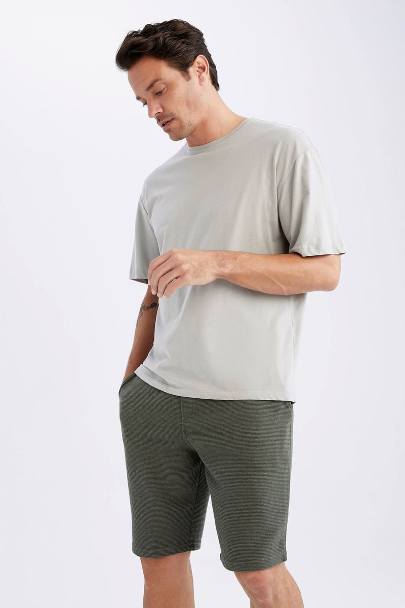 Man Regular Fit Knitted Short - Khaki