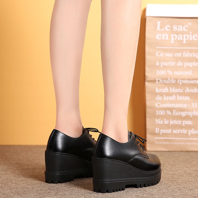 Big Size Ladies Leather Shoes