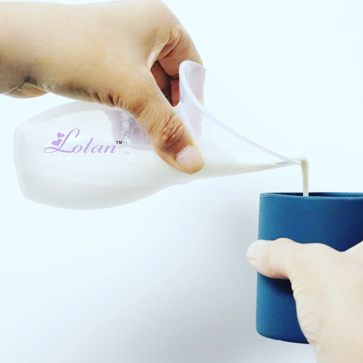 Hands-free Silicone Breast Pump+ Dust Cover +  Free Ziplock Bag; 120ml And Above Capacity, See Through Design, Painless Suction, No Cords