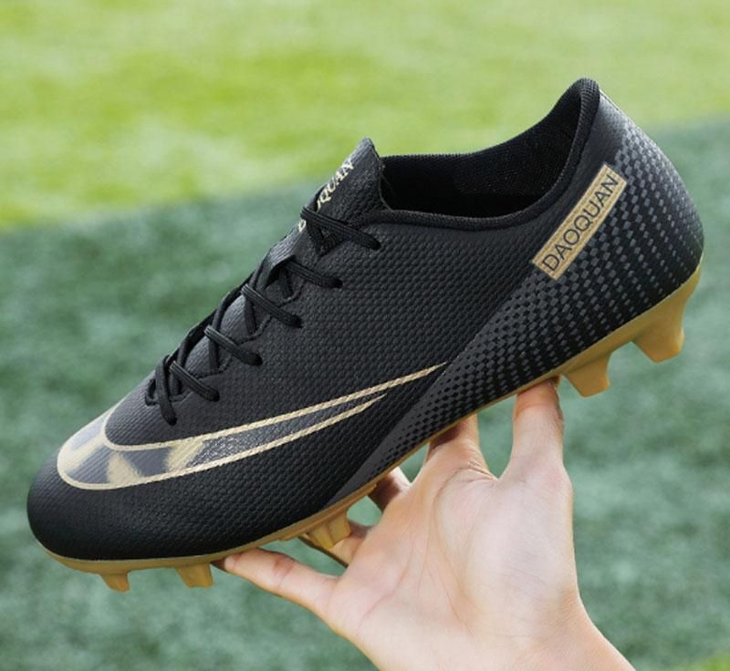 Fashion Football Shoes Men's Women's Non Slip Running Long Spikes Shoes  - White