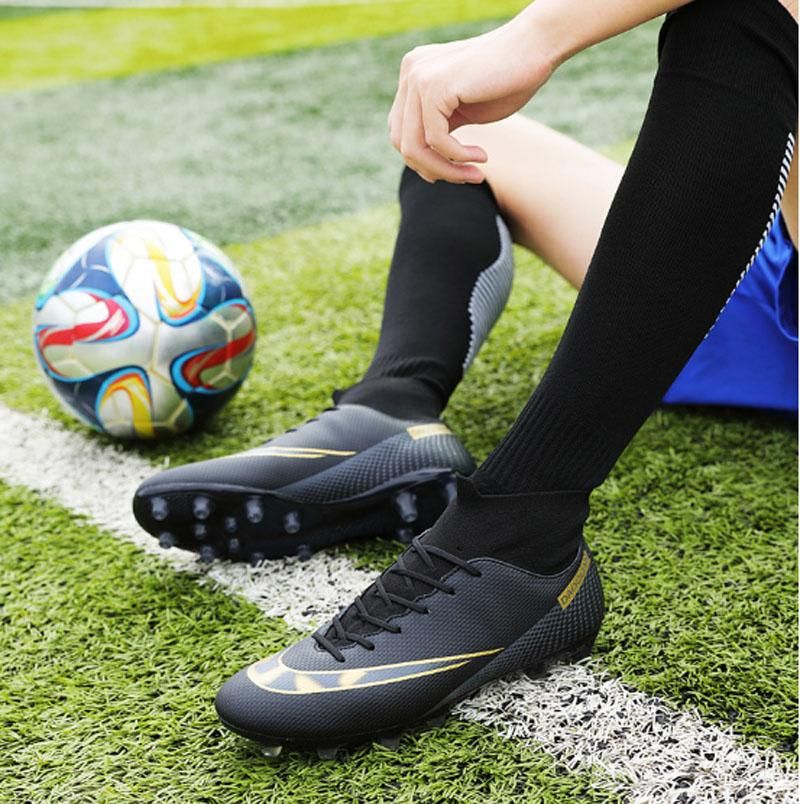 Fashion Football Shoes Men's Women's Non Slip Running Long Spikes Shoes  - White