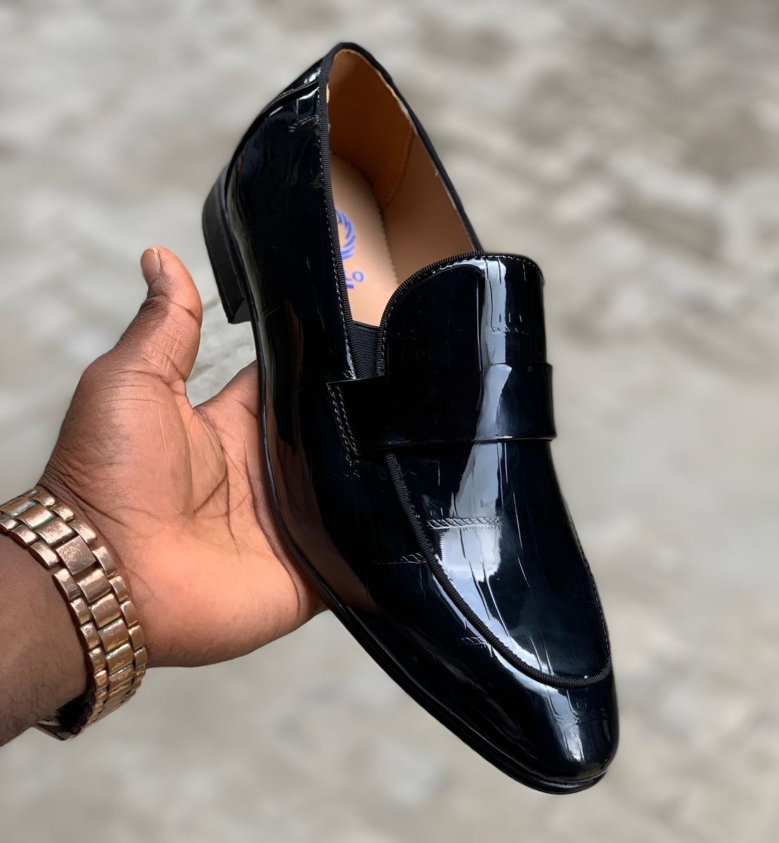 CONFIRM  ITALIAN LEATHER BLACK  SHOES