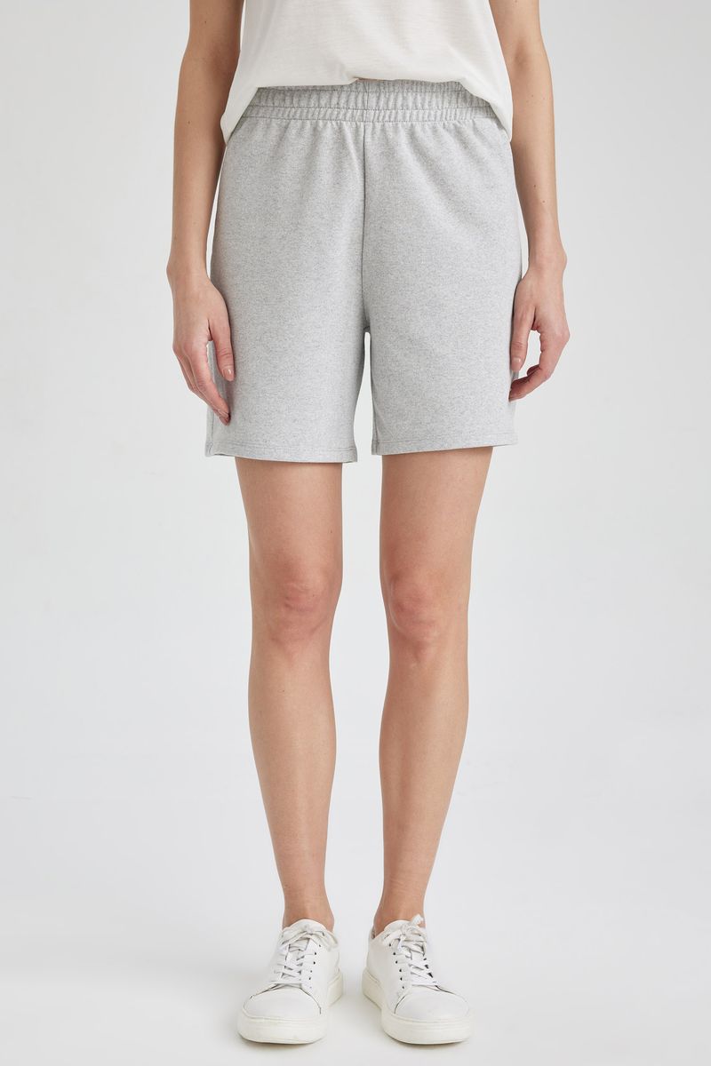 Woman Regular Fit Knitted Bermuda - Grey