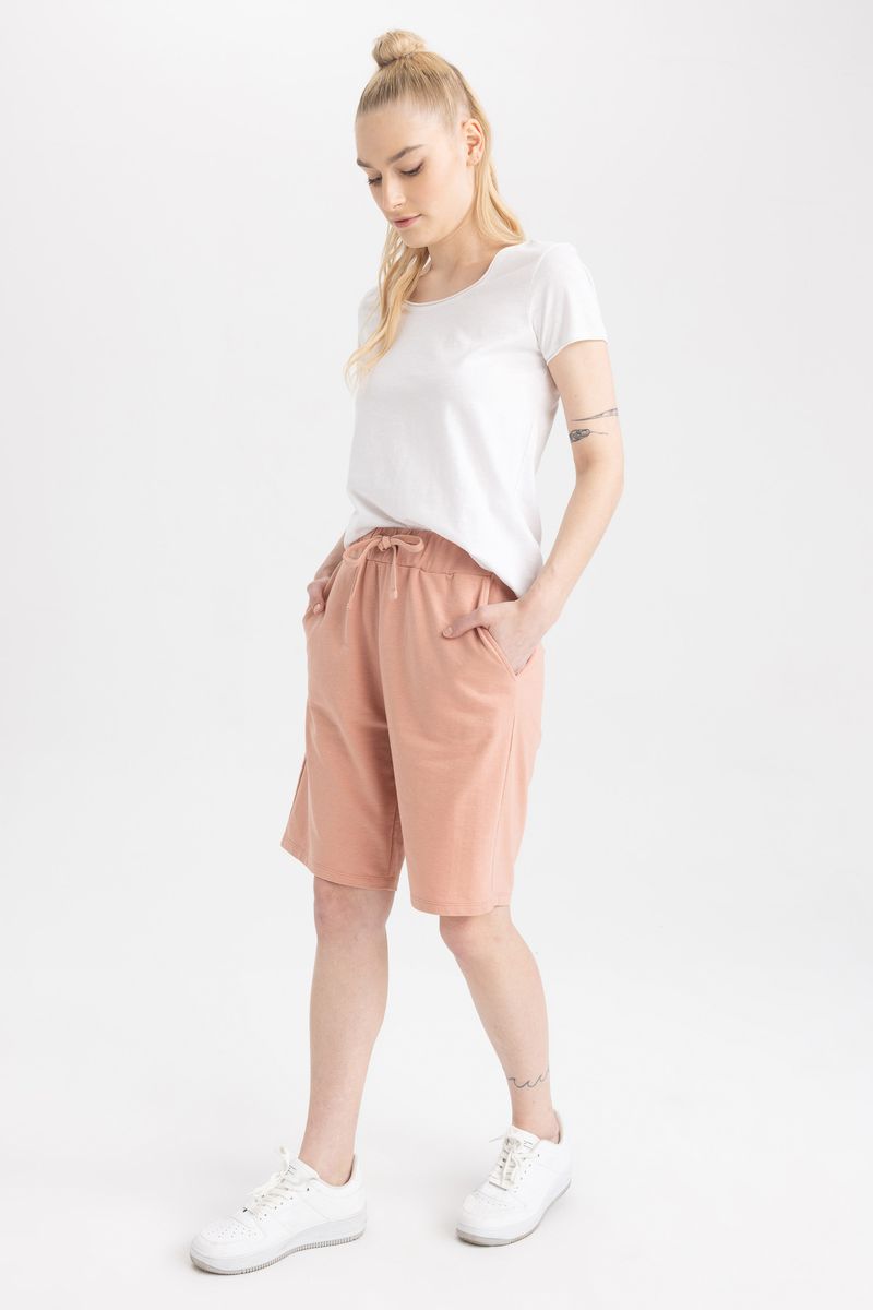 Woman Regular Fit Knitted Bermuda - Pink