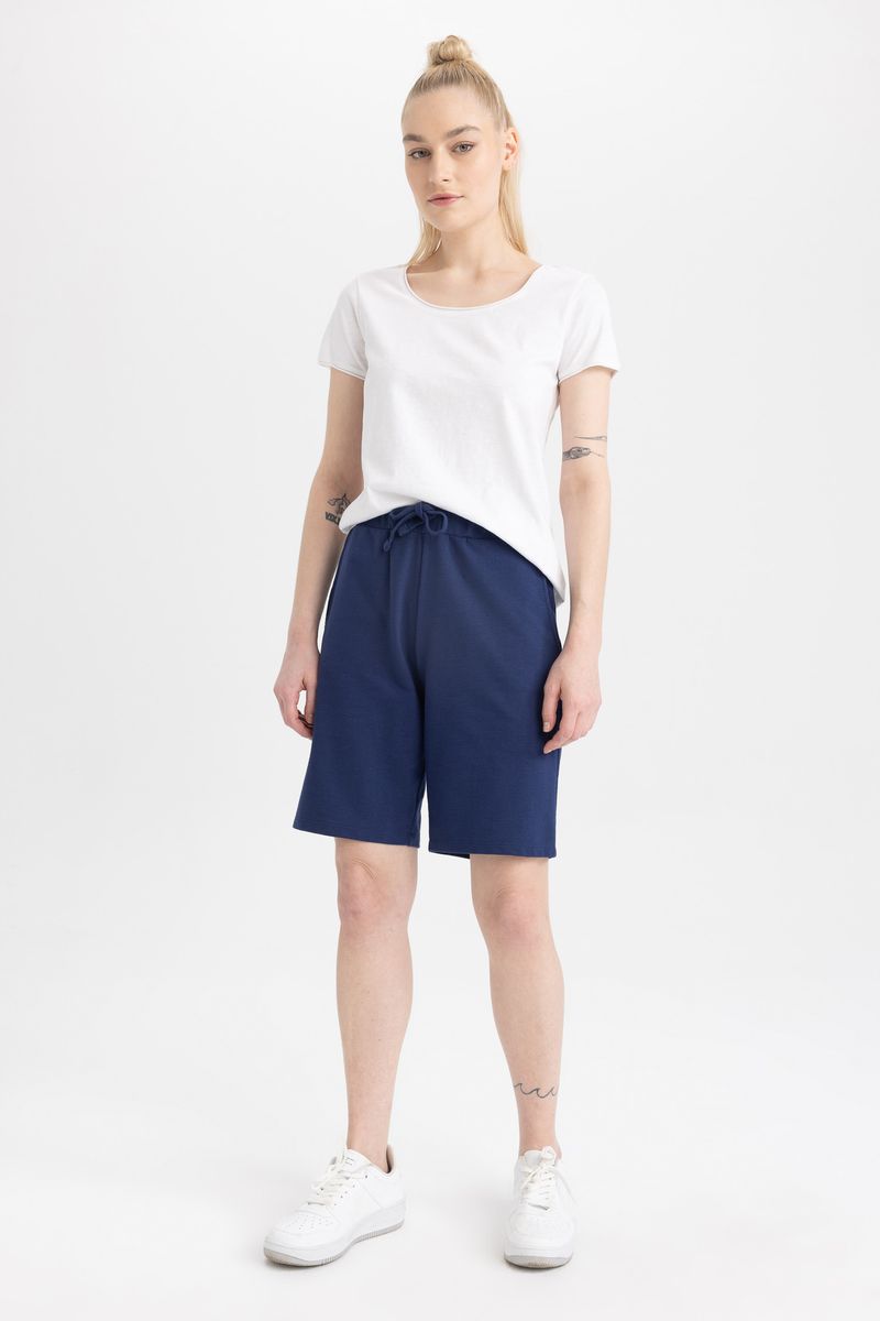 Woman Regular Fit Knitted Bermuda - Navy