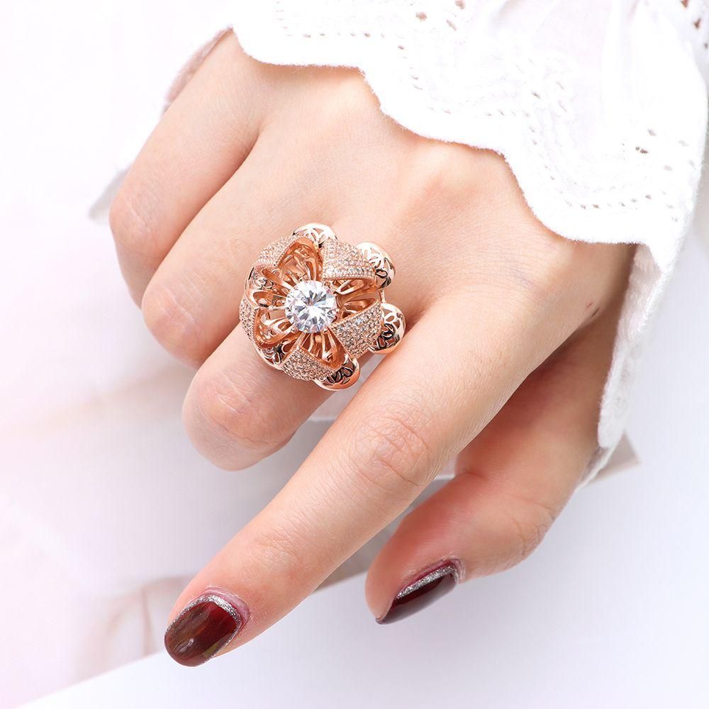 Ring Western style Stainless Steel Garland Ring Zircon Spinning Ring Hollow Open Flower Hollow Open And Close Bud Ring