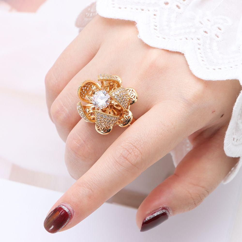Ring Western style Stainless Steel Garland Ring Zircon Spinning Ring Hollow Open Flower Hollow Open And Close Bud Ring