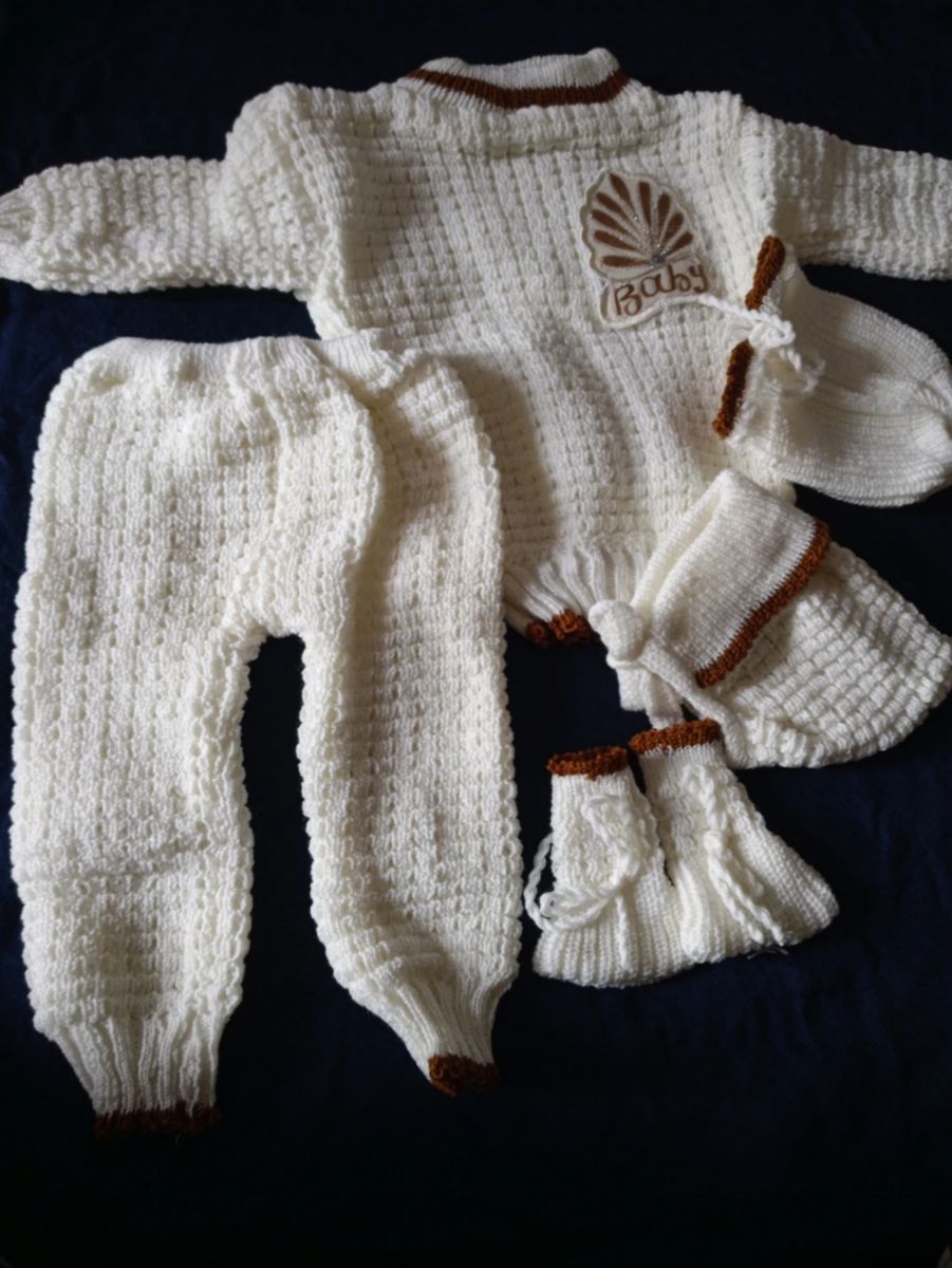 Set Of Baby Sweater With An Extra Cap A6 (0-1years) - Cream