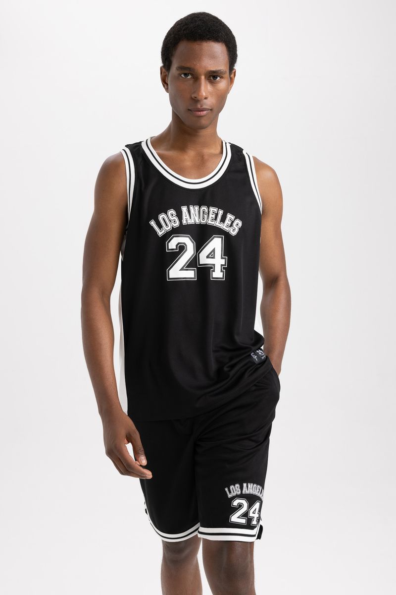 Man Slim Fit Sleeveless Crew Neck Knitted Athlete - Black