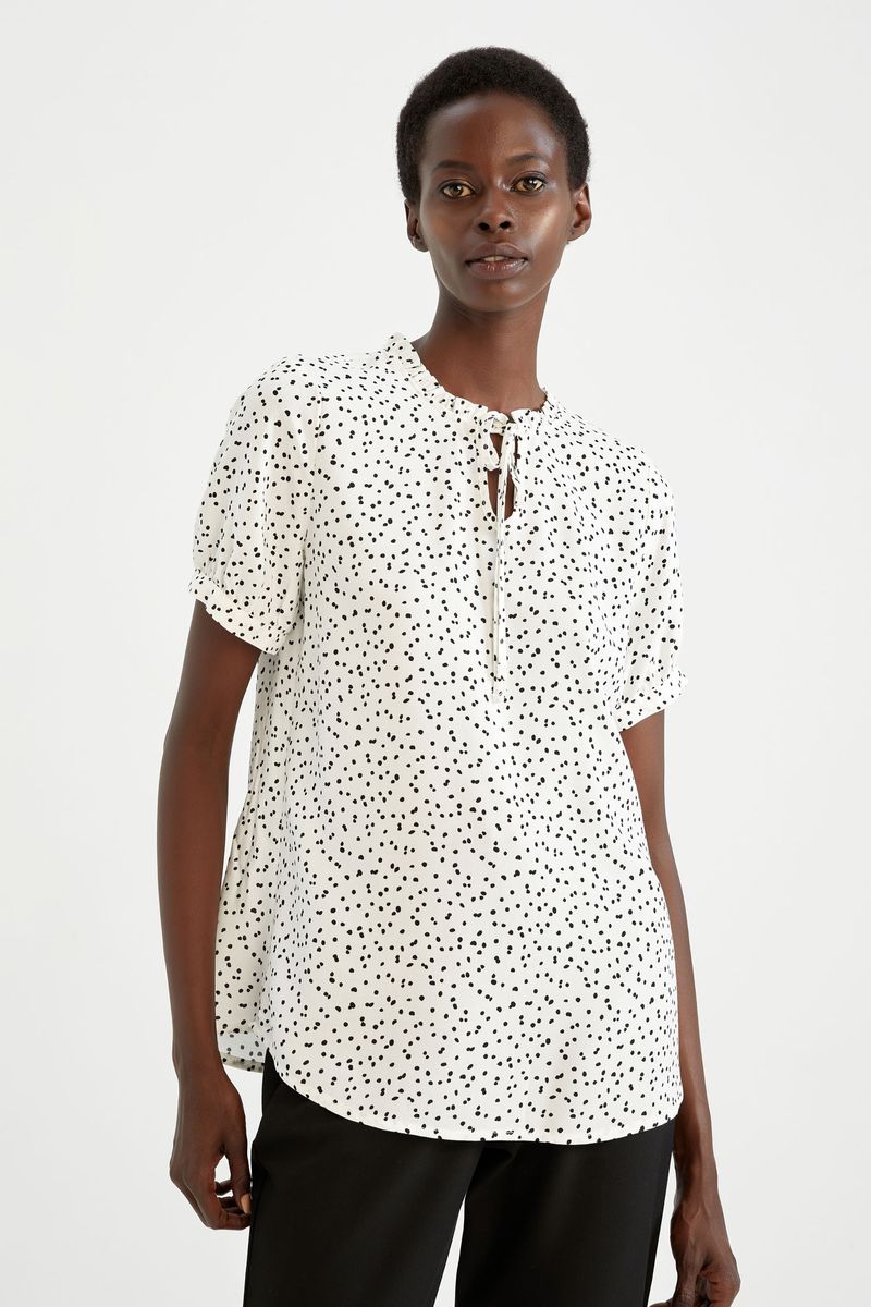 Woman Regular Fit Frill Neck Short Sleeve Woven Blouse-White