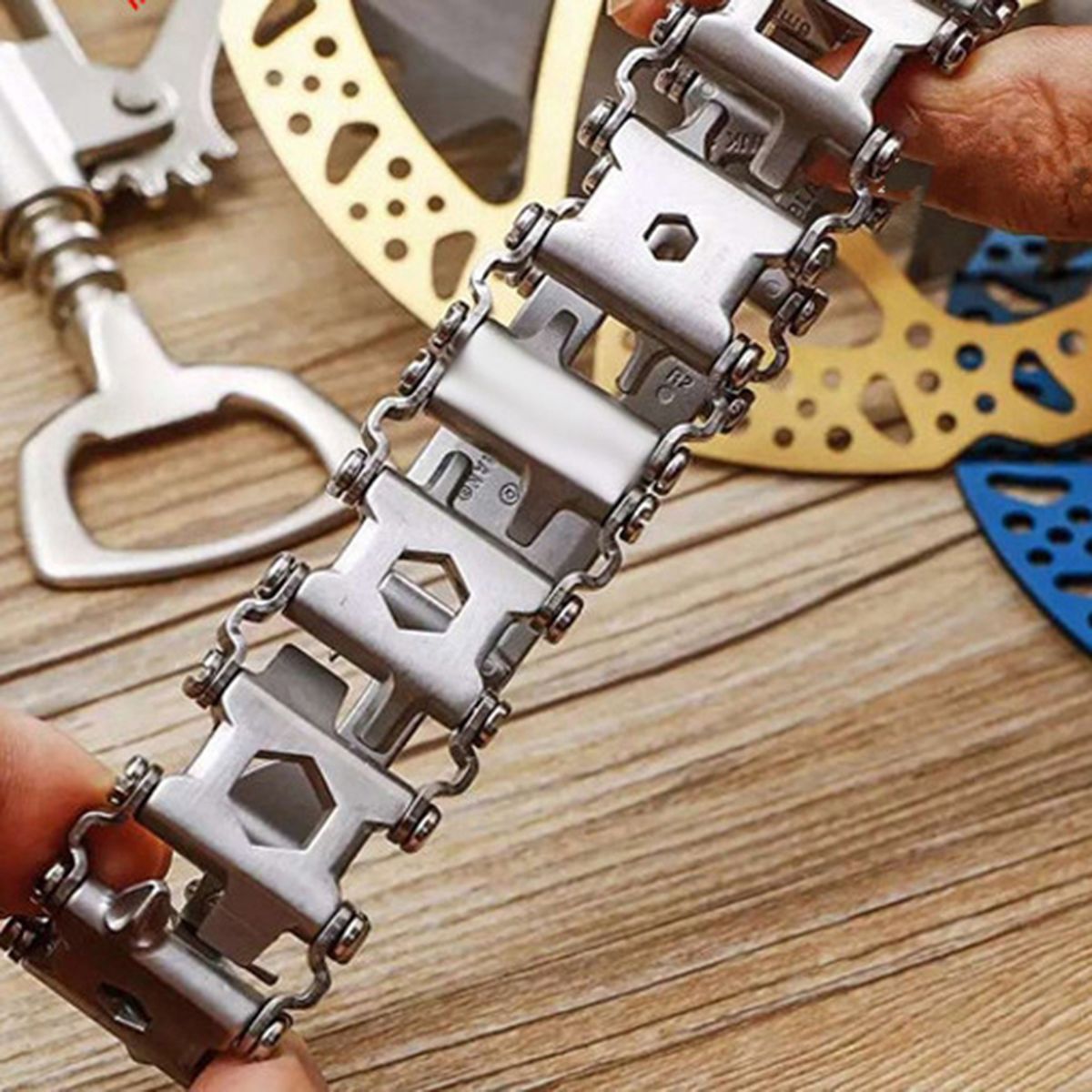 31 In 1 Multifunction Tool Outdoor Bracelet Hiking