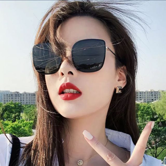 Black Designer Luxury Fashion Women Ladies Sunglasses