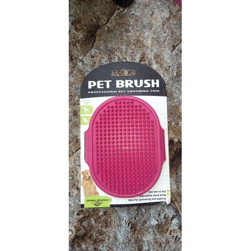 Green Meadow Pet Brush