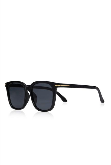 Black Squared Frame With Round Lens Sunglasses