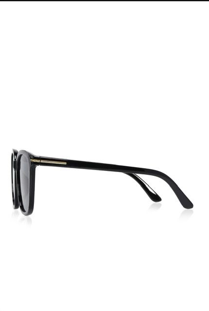 Black Squared Frame With Round Lens Sunglasses