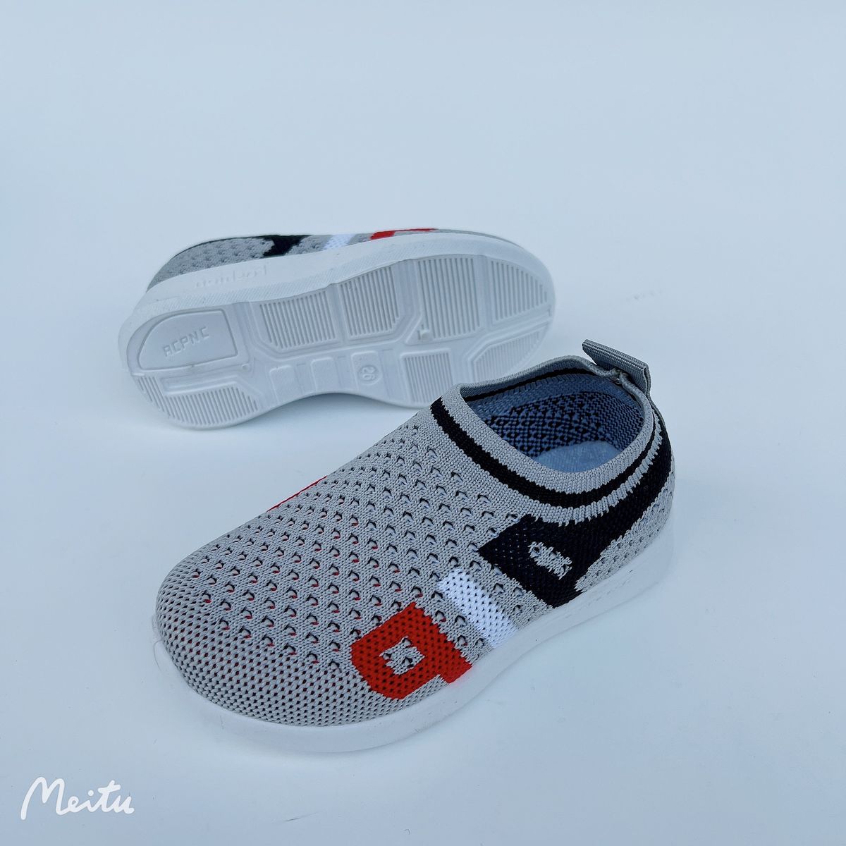 New Boys Breathable Sport Slipon Sneakers